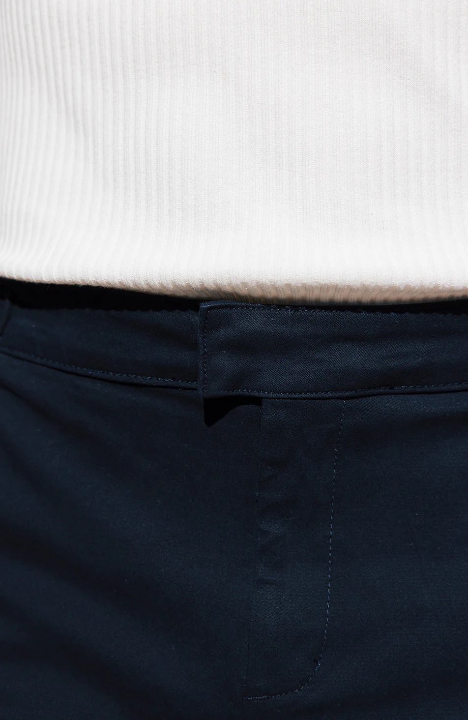 Beaufort Stretch Chino Shorts in Navy - Image 3