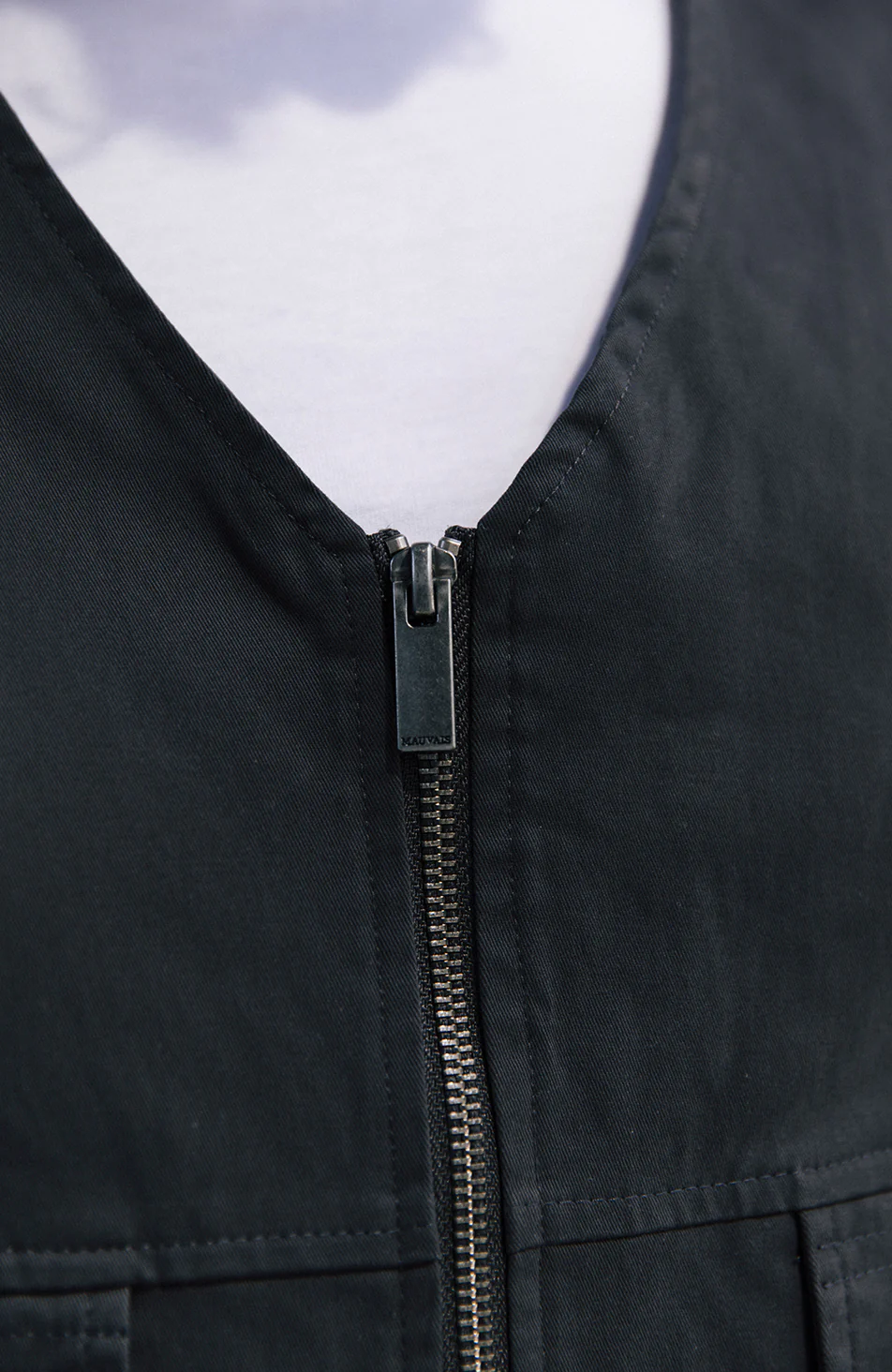 Cargo Vest in Charcoal - Image 4