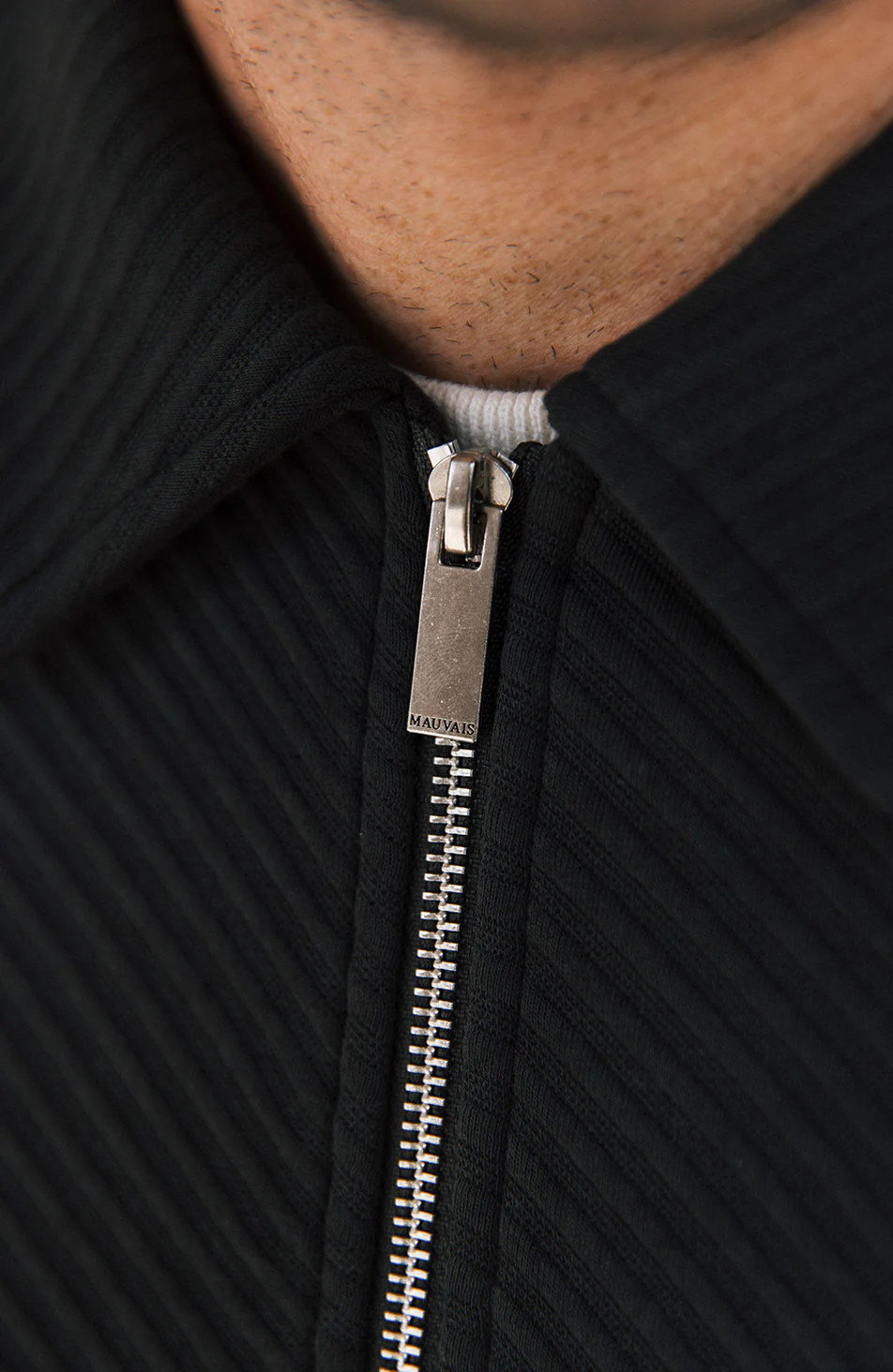 Dalmore Zip Through Jacket in Chocolate - Image 3