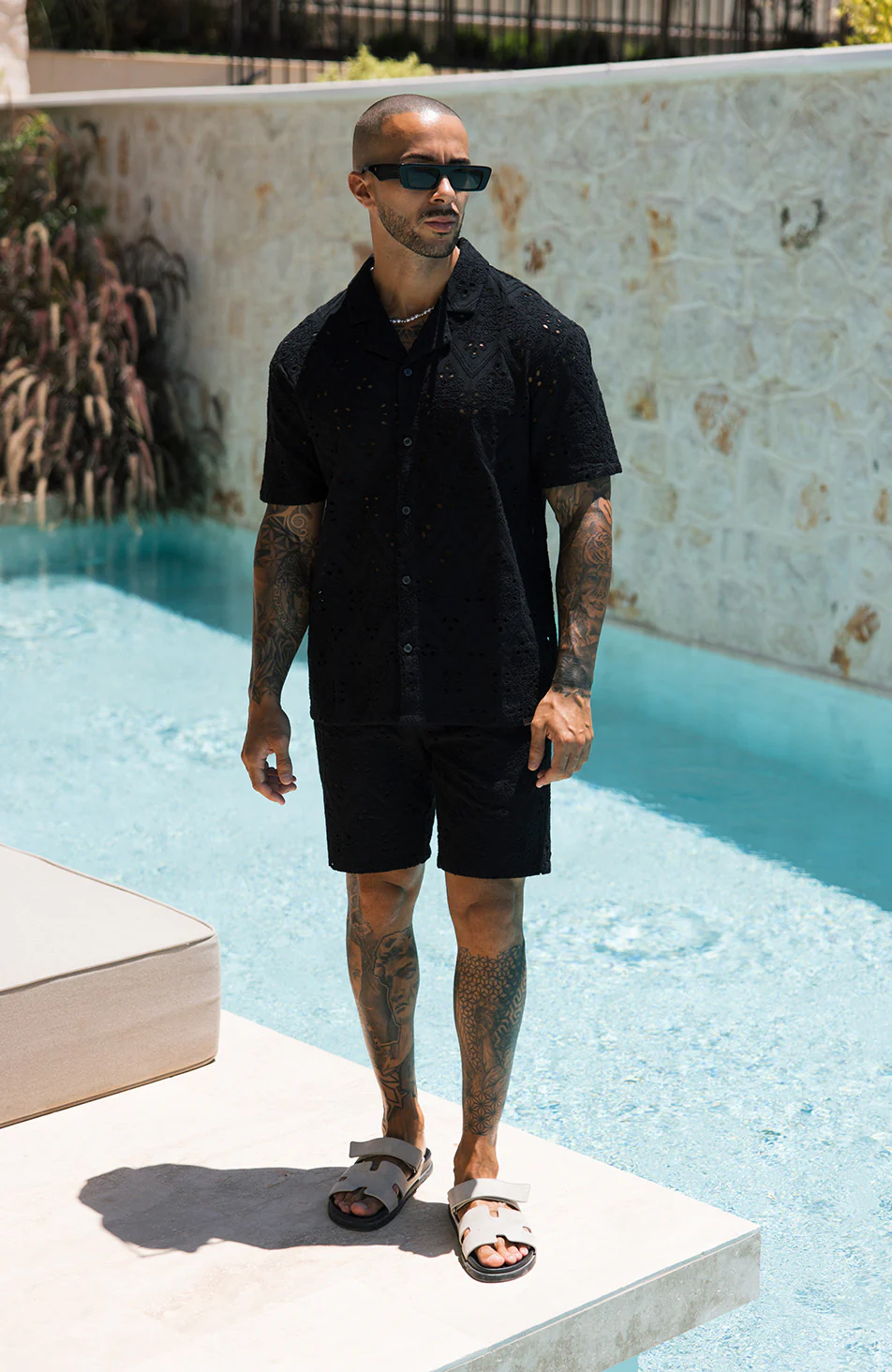 Destino Luxury Embroidered Relaxed Lined Shorts in Black - Image 6