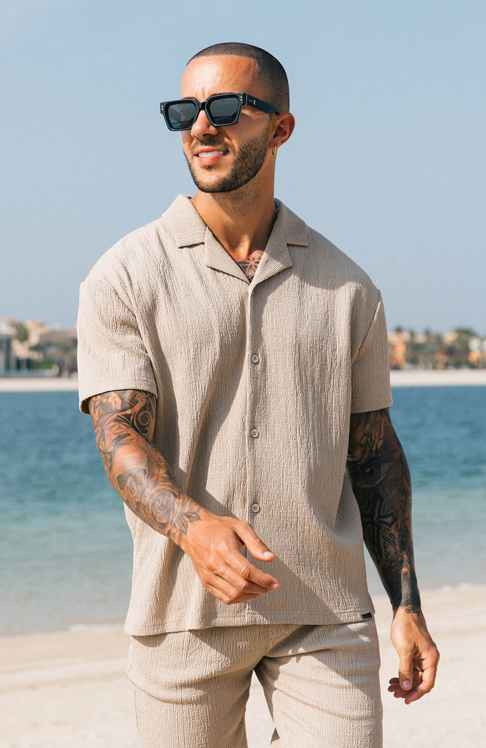 Eivissa Relaxed Fit Shirt in Taupe - Image 3