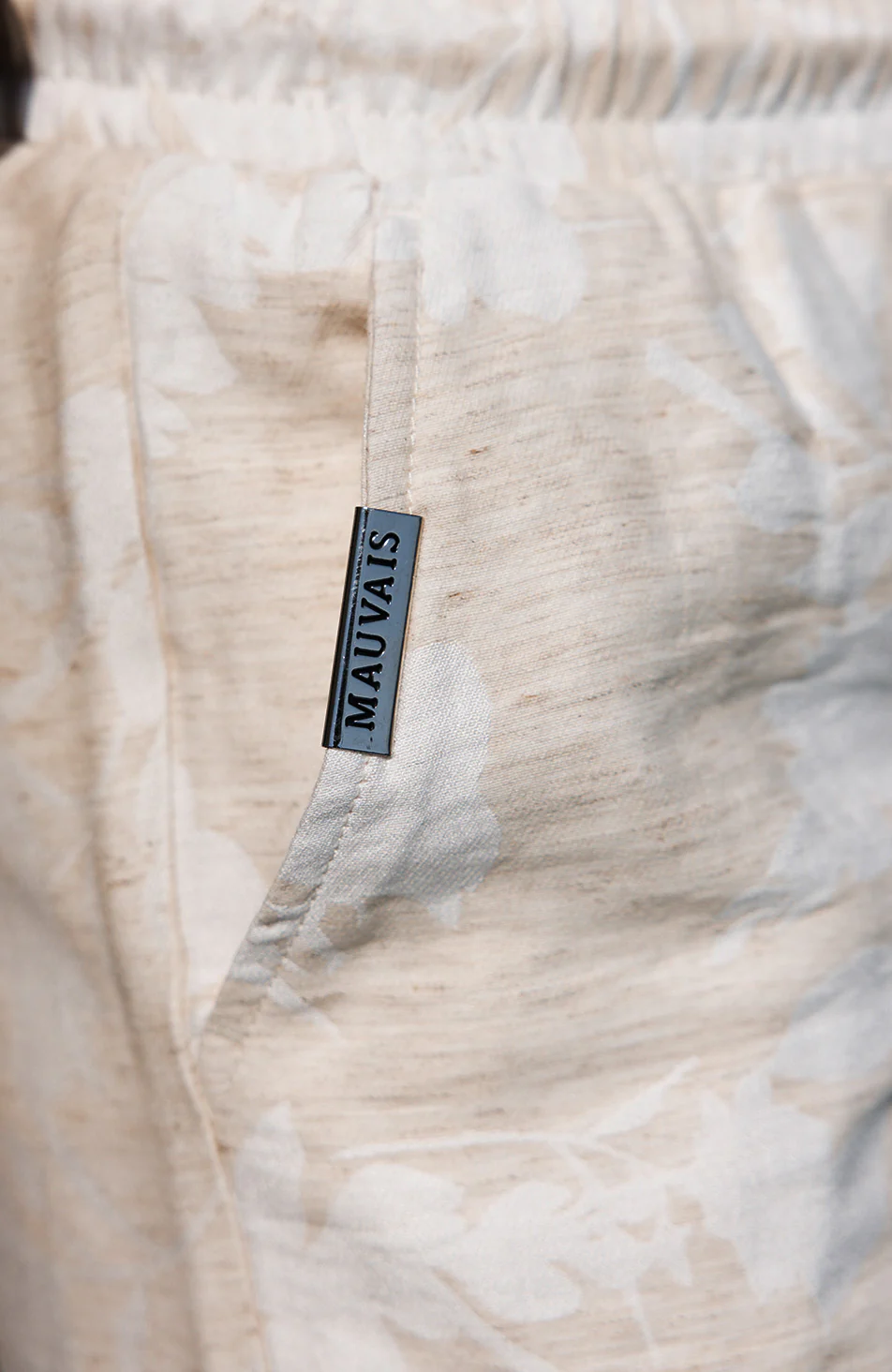 Kandima Linen Blend Floral Relaxed Fit Shorts in Cream - Image 4