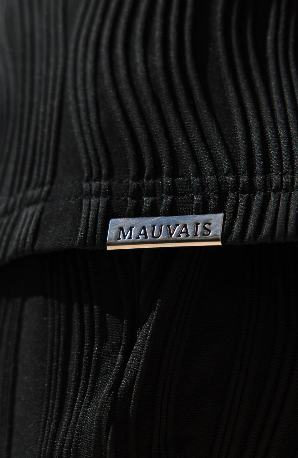 Relaxed Fit Wave Shirt in Black - Image 4