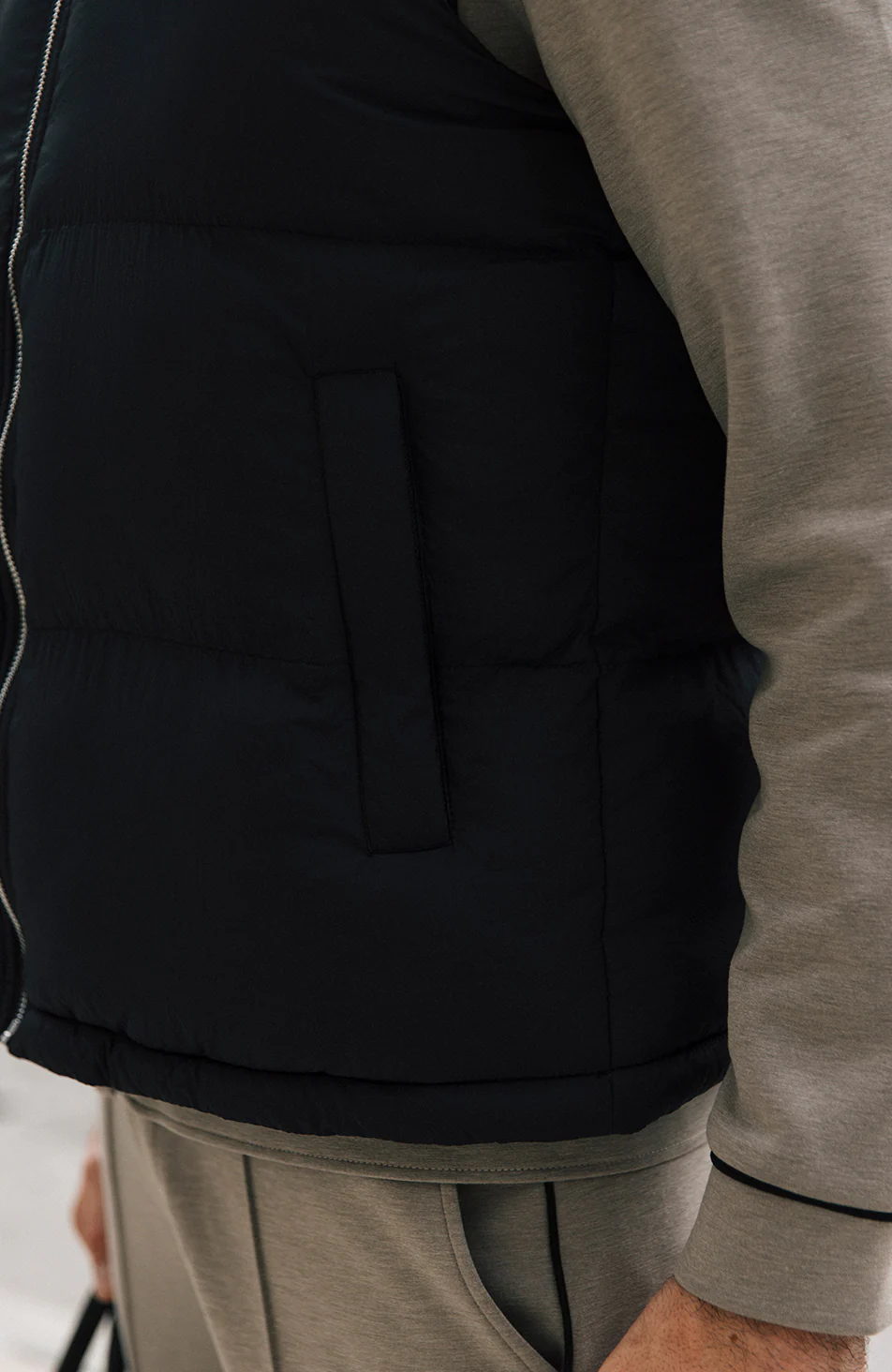 Tournelle Padded Gilet in Black - Image 6